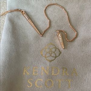 Kendra Scott drop necklace